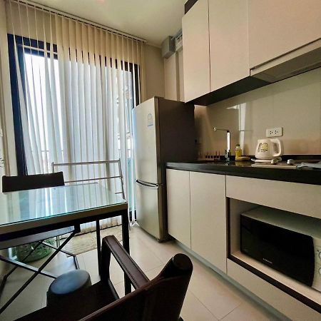 The Base By Fantasea Beach Apartman Pattaya Kültér fotó