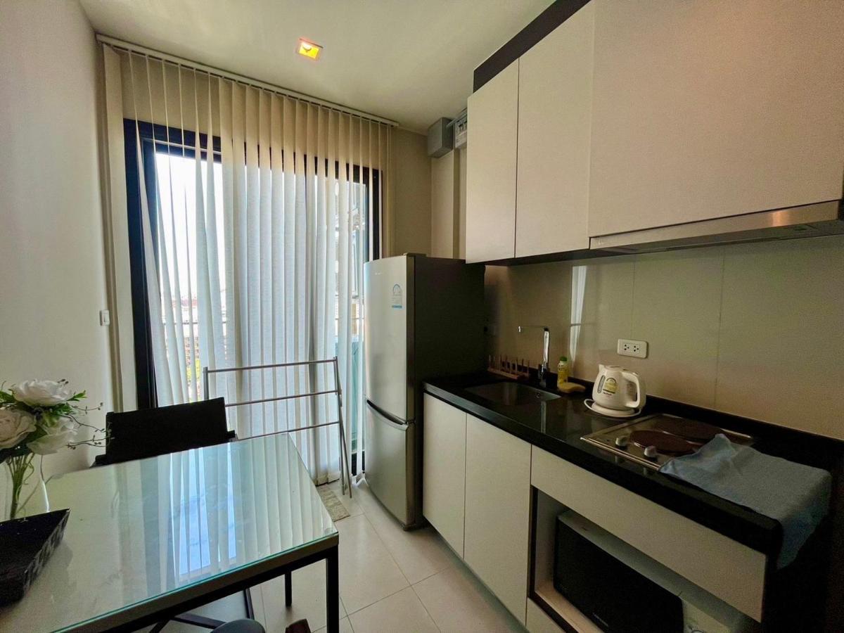 The Base By Fantasea Beach Apartman Pattaya Kültér fotó
