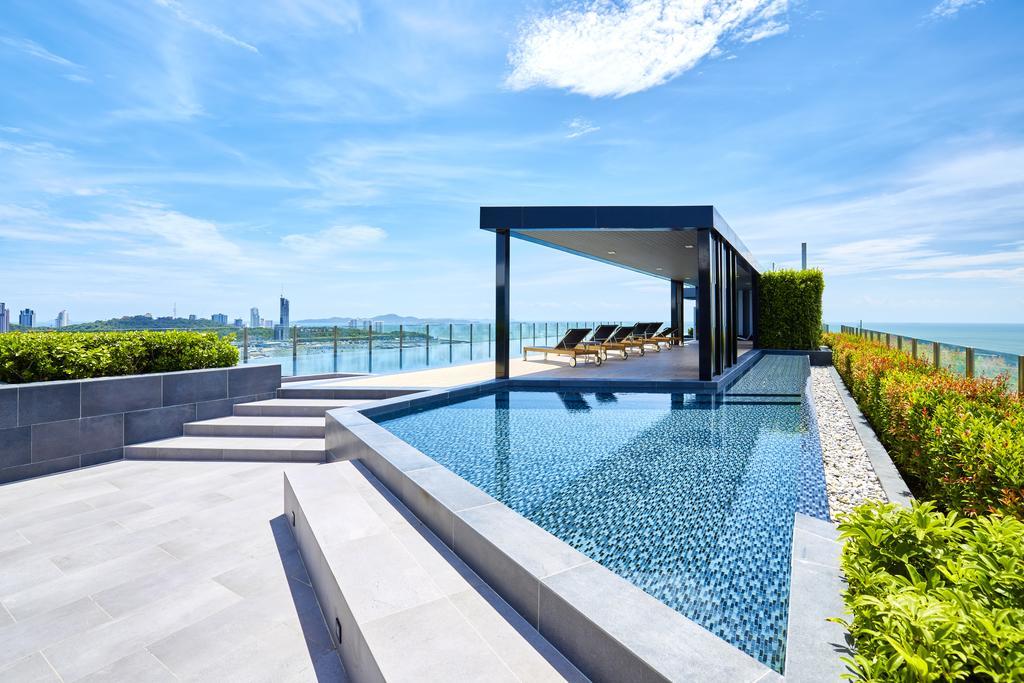 The Base By Fantasea Beach Apartman Pattaya Kültér fotó