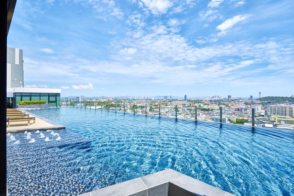 The Base By Fantasea Beach Apartman Pattaya Kültér fotó