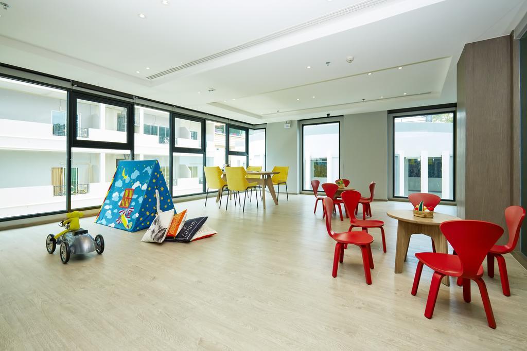 The Base By Fantasea Beach Apartman Pattaya Kültér fotó