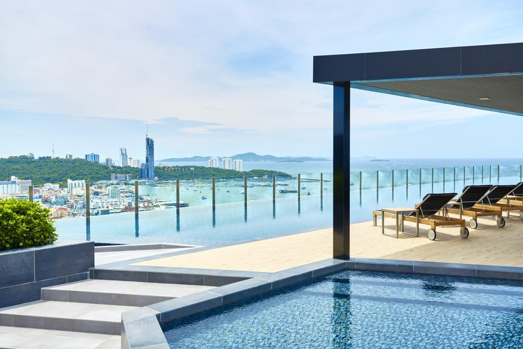 The Base By Fantasea Beach Apartman Pattaya Kültér fotó